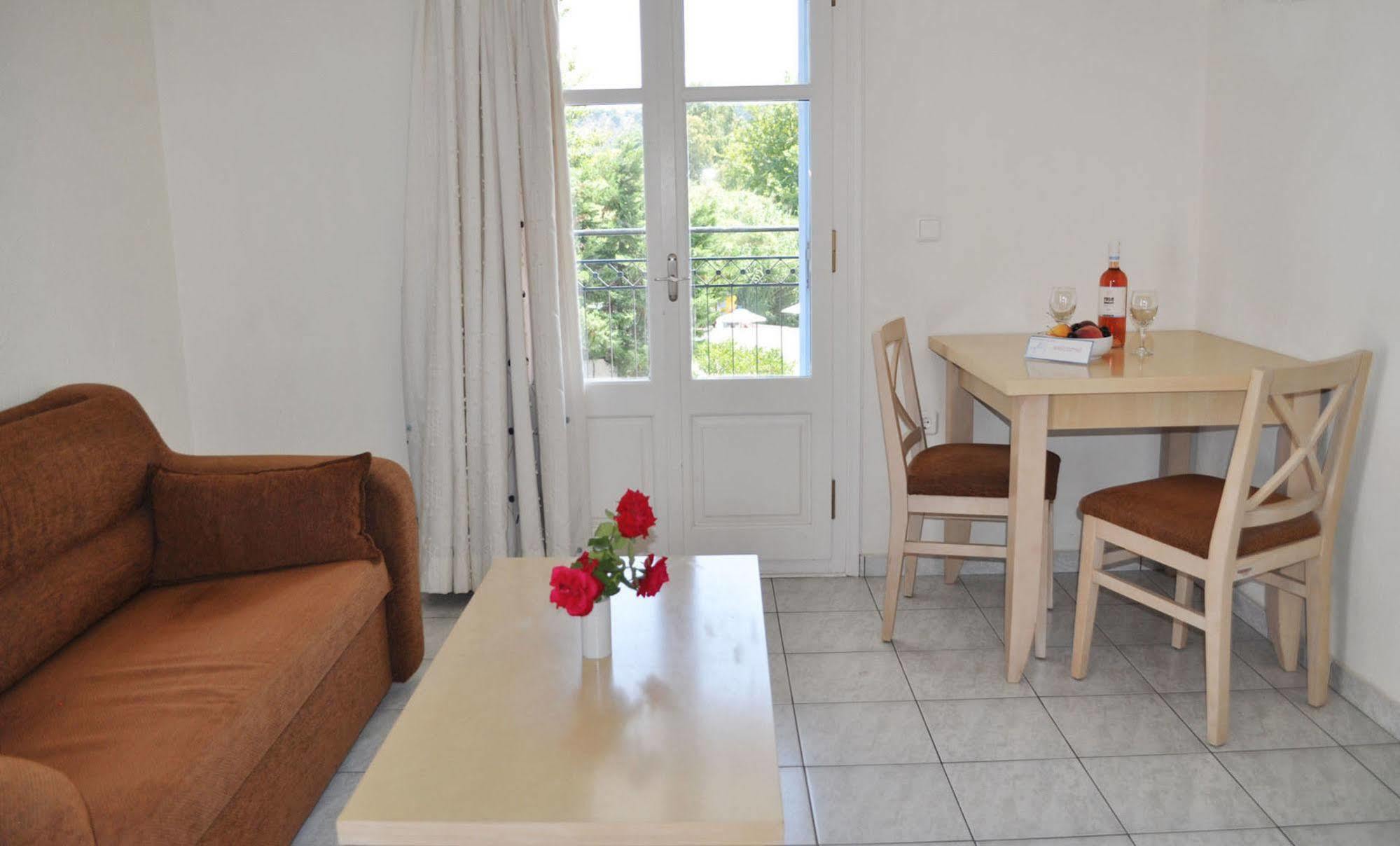 Marialena Village Platanias  Ngoại thất bức ảnh